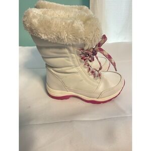 Quest Winter White Thinilate boots Kids Size 3 Bin3